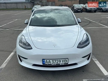 Авто Tesla Model 3 2021 № 8754760