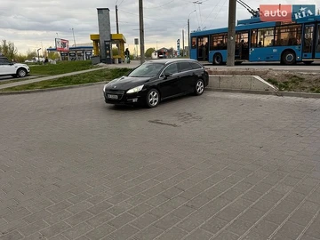 Авто Peugeot 5008 2011 № 8754976