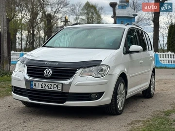 Авто Volkswagen Touran 2007 № 8754978