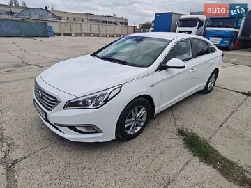 Авто Hyundai Sonata 2015 № 8755019