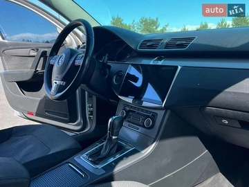 Авто Volkswagen Passat 2012 № 8755391