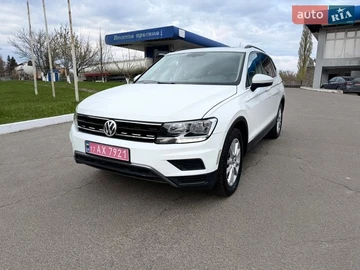 Авто Volkswagen Tiguan 2017 № 8755889