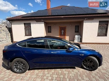 Авто Tesla Model 3 2018 № 8755895