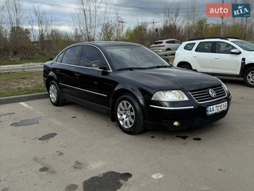 Авто Volkswagen Passat 2004 № 8756059