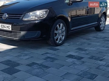 Авто Volkswagen Touran 2010 № 8756180