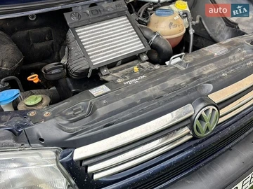 Авто Volkswagen Transporter 2001 № 8756181