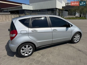 Авто Mercedes A-Class 2010 № 8756393