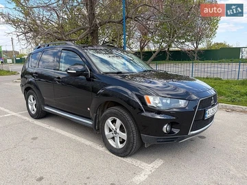 Авто Mitsubishi Outlander Xl 2011 № 8756402