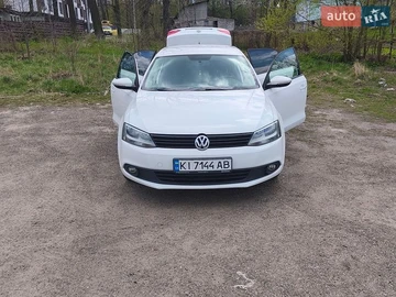 Авто Volkswagen Jetta 2012 № 8756404