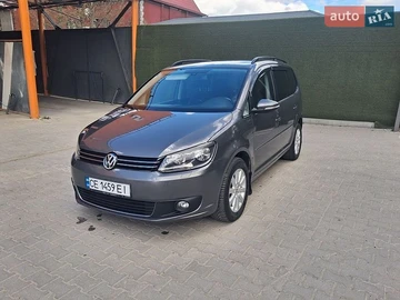 Авто Volkswagen Touran 2013 № 8756615