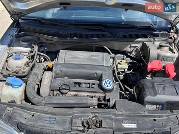 Авто Volkswagen Golf 2003 № 8756975