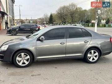 Авто Volkswagen Jetta 2006 № 8757017