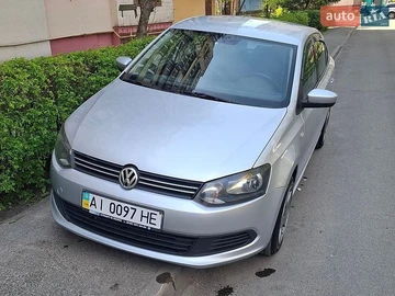 Авто Volkswagen Polo 2012 № 8757150