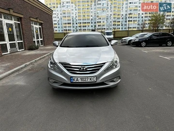 Авто Hyundai Sonata 2013 № 8757166