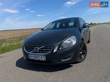 Авто Volvo V60 2011 № 8757189