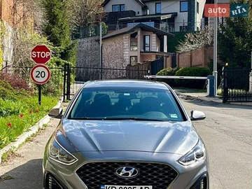 Авто Hyundai Sonata 2018 № 8757418