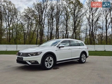 Авто Volkswagen Passat 2017 № 8757619