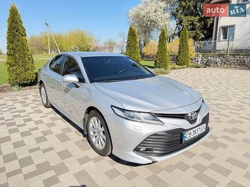 Авто Toyota Camry 2019 № 8757629