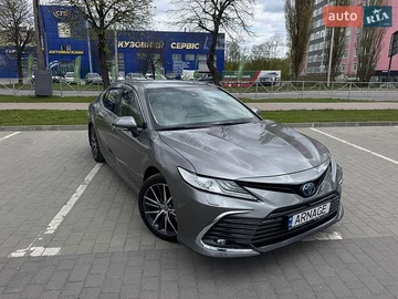 Авто Toyota Camry 2021 № 8757670