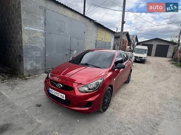 Авто Hyundai Accent 2013 № 8758027