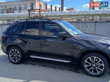 Авто BMW X5 2010 № 8758217
