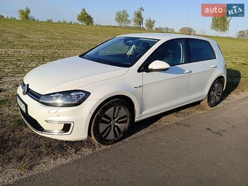 Авто Volkswagen E-Golf 2017 № 8758227