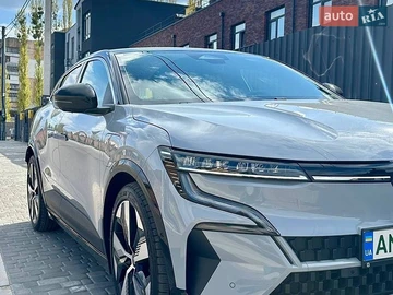 Авто Renault Megane 2023 № 8758284