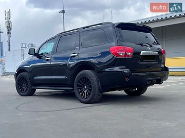 Авто Toyota Sequoia 2015 № 8758382