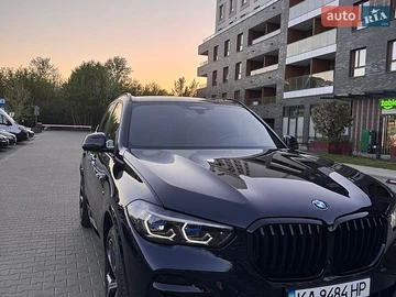 Авто BMW X5 2022 № 8758470