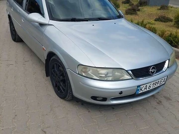 Авто Opel Vectra 2000 № 8758683