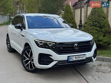 Авто Volkswagen Touareg 2023 № 8758743