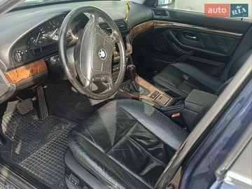 Авто BMW 5 Series 2000 № 8758995