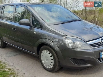 Авто Opel Zafira 2010 № 8759010