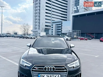 Авто Audi S4 2018 № 8759152