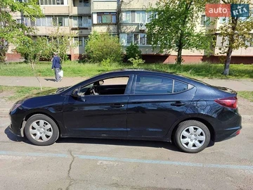 Авто Hyundai Elantra 2019 № 8759320