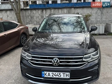 Авто Volkswagen Tiguan 2022 № 8759373