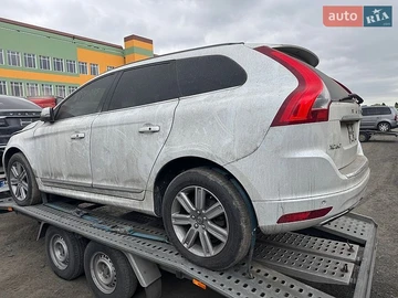 Авто Volvo Xc60 2017 № 8759730