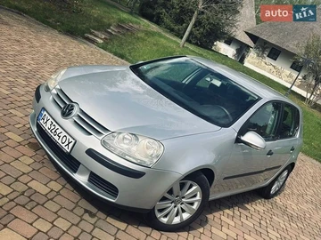 Авто Volkswagen Golf 2004 № 8760019