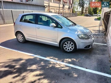 Авто Volkswagen Golf Plus 2008 № 8760051