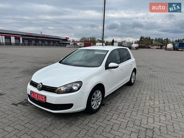 Авто Volkswagen Golf 2010 № 8760147