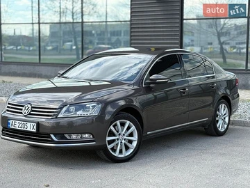 Авто Volkswagen Passat 2012 № 8760240