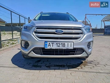 Авто Ford Escape 2019 № 8760272