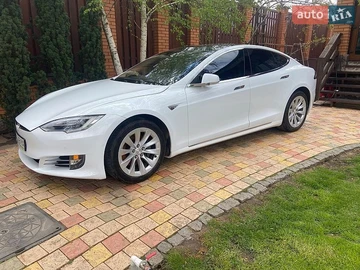 Авто Tesla Model S 2016 № 8760290