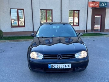 Авто Volkswagen Golf 2001 № 8760501