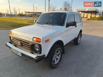 Авто ВАЗ 2131 Нива 2008 № 8760605