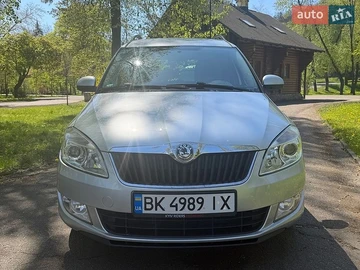 Авто Skoda Roomster 2010 № 8760611