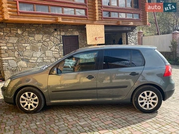 Авто Volkswagen Golf 2004 № 8760617