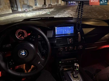 Авто BMW 5 Series 2004 № 8760769