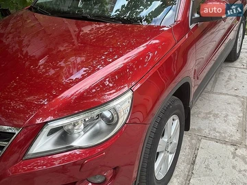 Авто Volkswagen Tiguan 2009 № 8760770