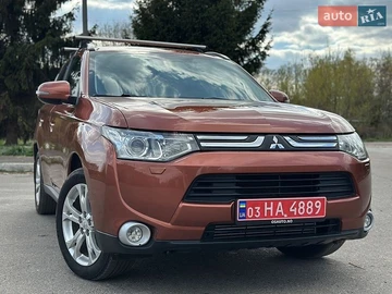 Авто Mitsubishi Outlander 2014 № 8760786